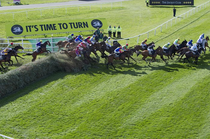 The Canal Turn fence at Grand National